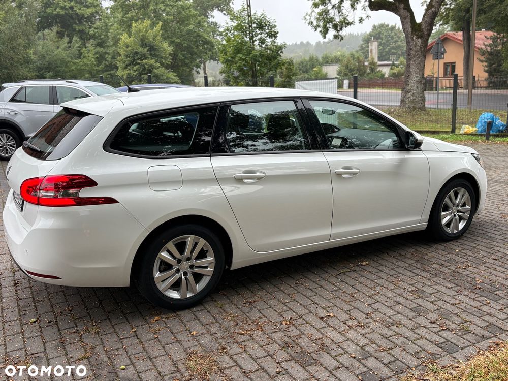 Peugeot 308 - 10
