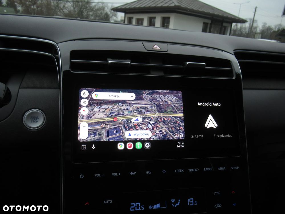 Hyundai Tucson 1.6 T-GDi HEV Executive 2WD - 31