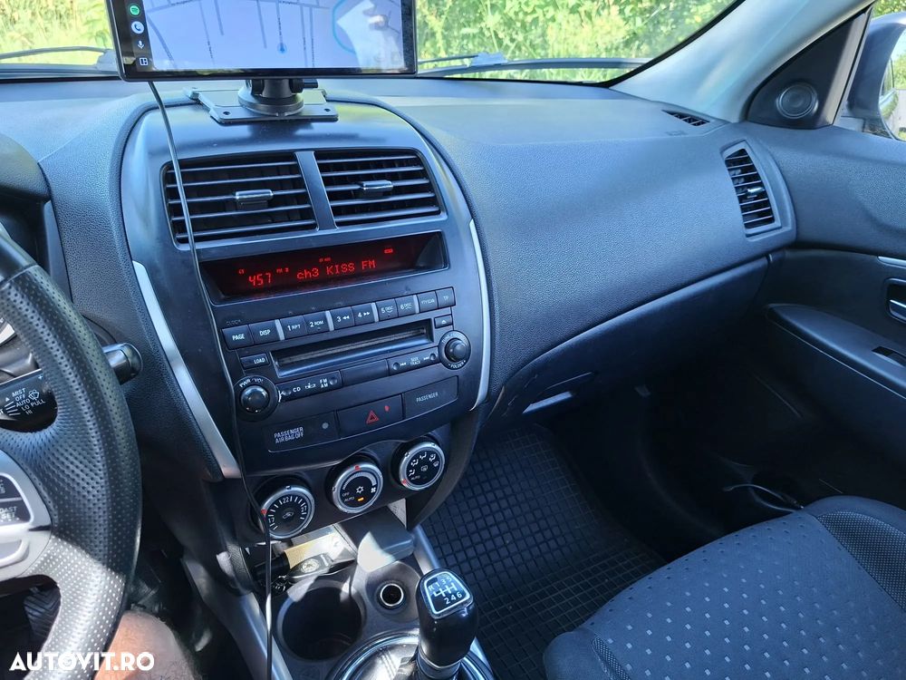 Mitsubishi ASX - 12