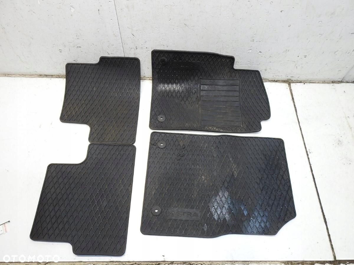 DYWAN WYCIERACZKI OPEL ASTRA J 13287679 - 7