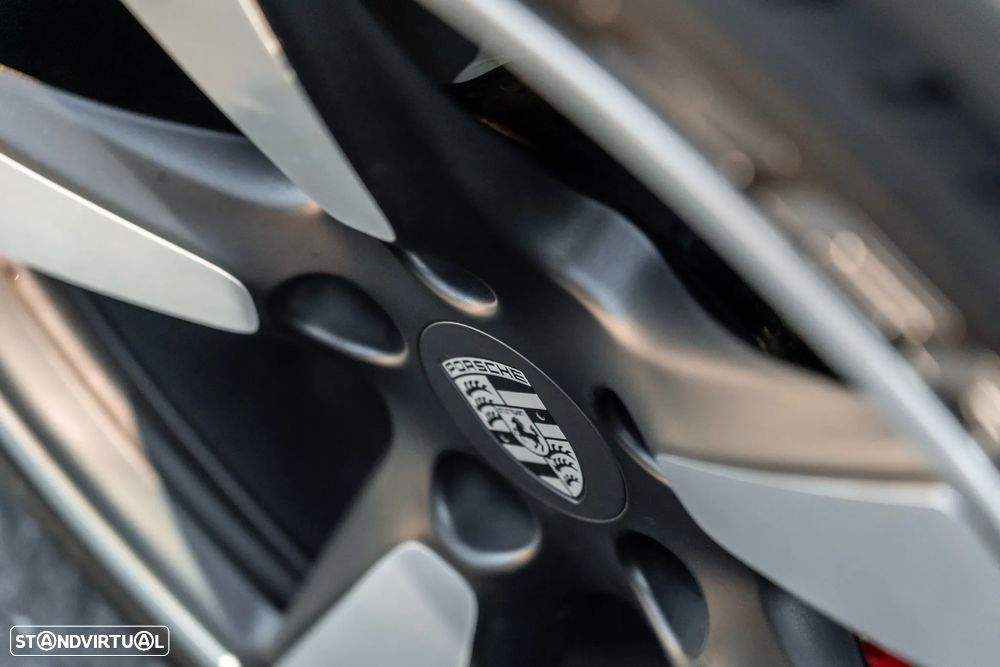 Porsche 911 (991) Carrera 2 50th Anniversary Edition PDK - 20