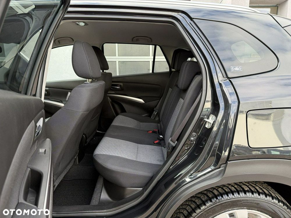 Suzuki SX4 S-Cross - 12