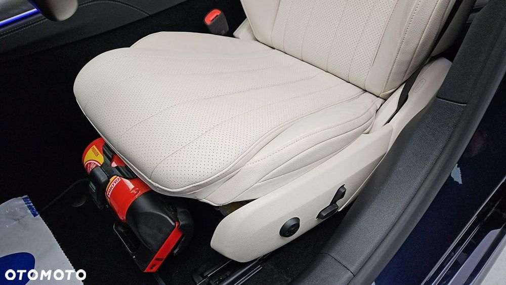 Mercedes-Benz Klasa E - 12