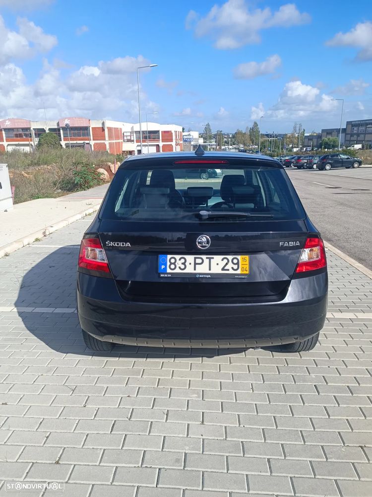 Skoda Fabia 1.4 TDi Style - 10