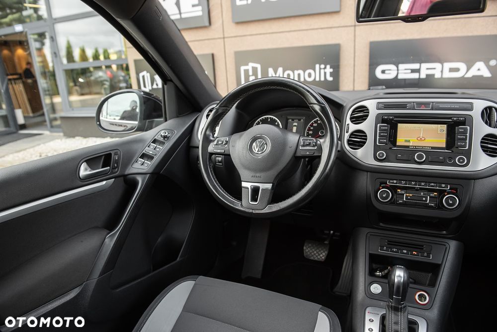 Volkswagen Tiguan 2.0 TDI SCR 4MOTION BlueMotion Technology DSG Sport & Style - 29