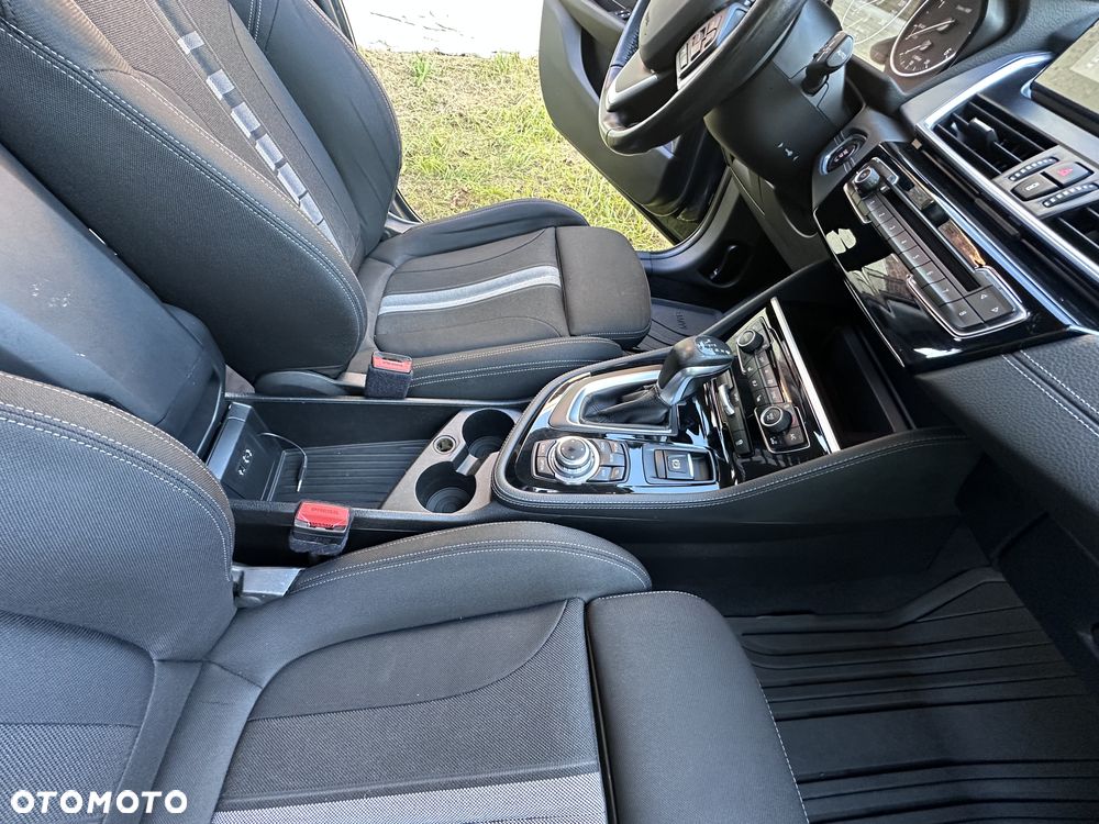 BMW Seria 2 218d Sport Line - 17