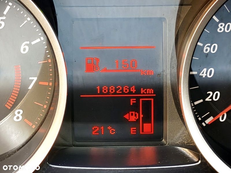 Mitsubishi Lancer 1.6 Invite - 40
