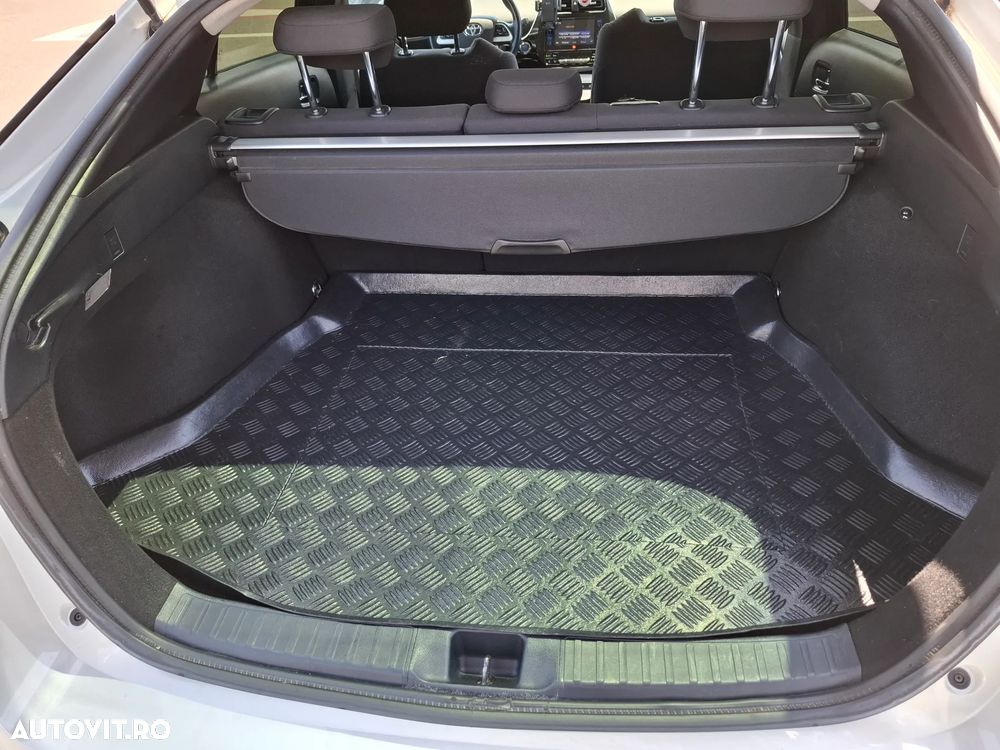 Toyota Prius - 26