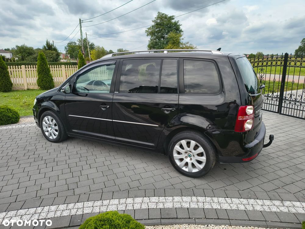 Volkswagen Touran 2.0 TDI Freestyle - 12