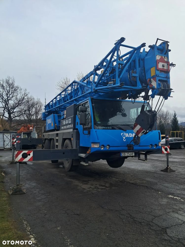 Liebherr LTM 1055/1 - 12