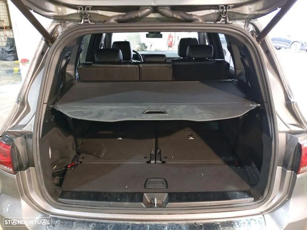 Mercedes-Benz GLB 180 d Progressive - 11