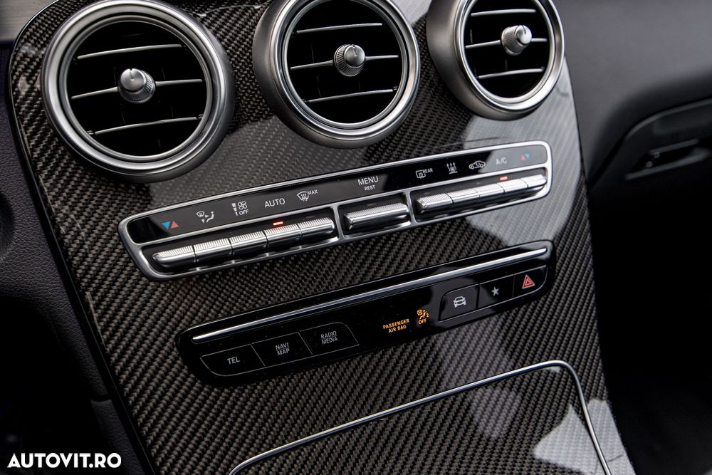 Mercedes-Benz GLC - 29