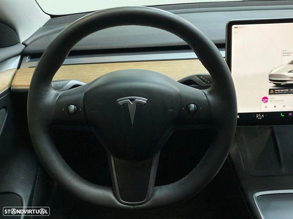 Tesla Model 3 - 11