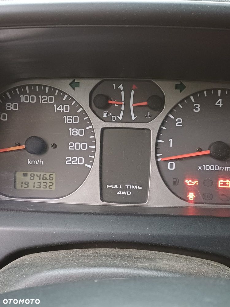 Mitsubishi Pajero Pinin - 14