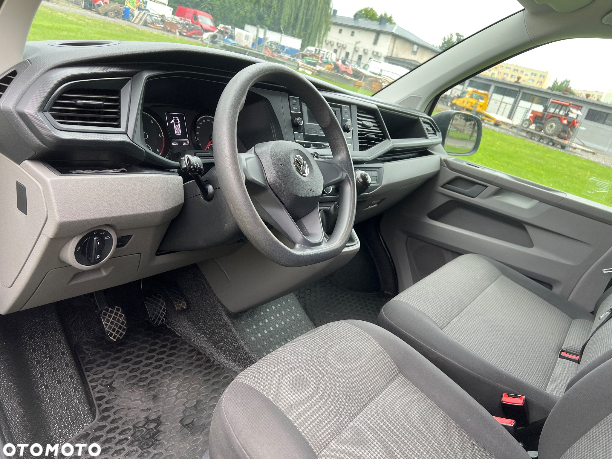 Volkswagen Transporter - 13