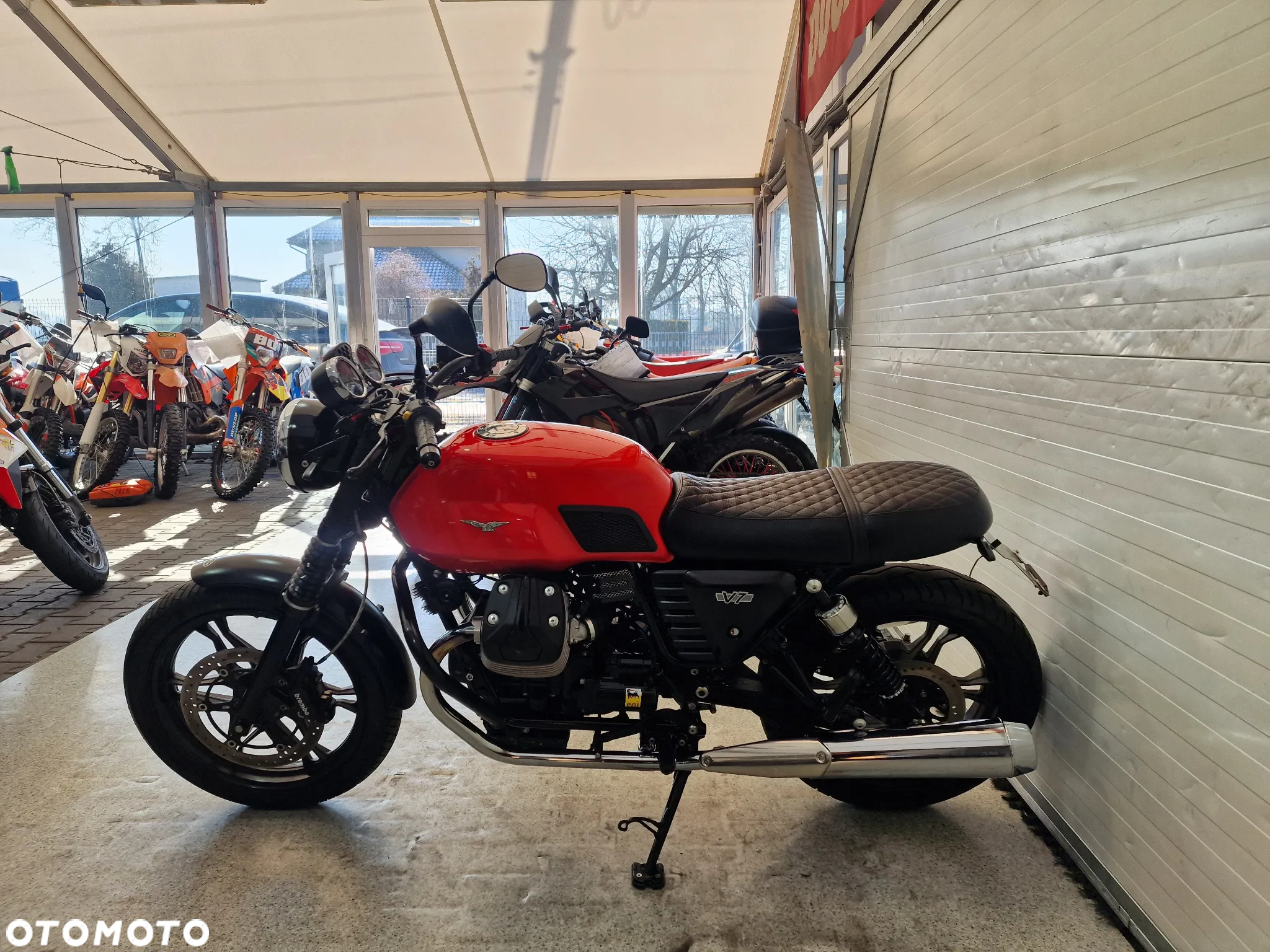 Moto Guzzi V7 - 19