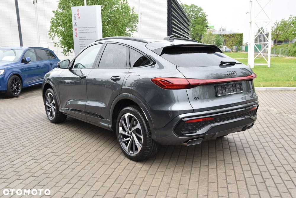 Audi Q5 Sportback - 8