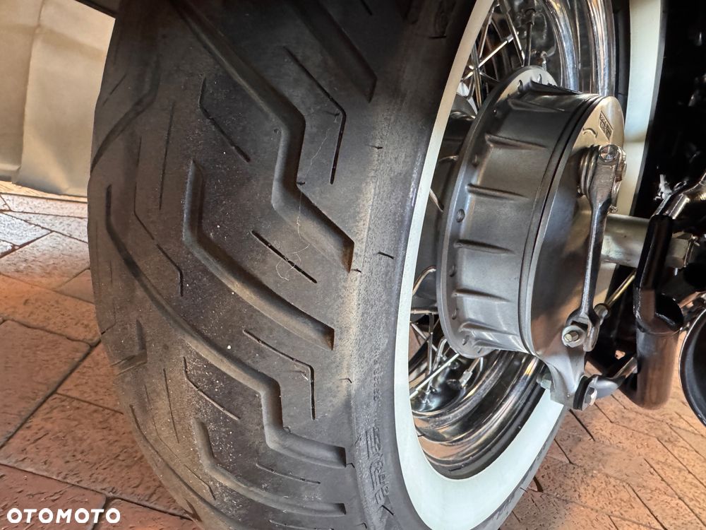 Suzuki VL 800 Volusia - Boulevard C50 - 17