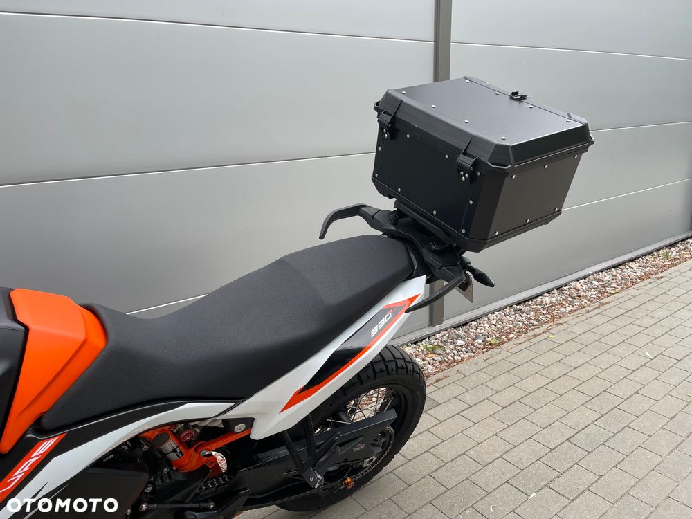 KTM Adventure 890 - 26