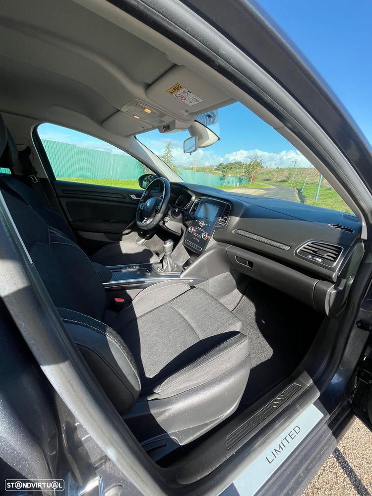 Renault Mégane Sport Tourer 1.5 Blue dCi Limited - 9