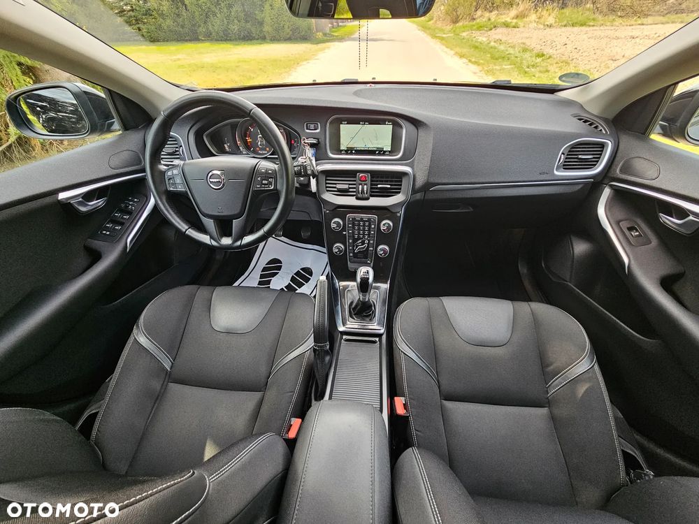 Volvo V40 D2 Ocean Race - 6