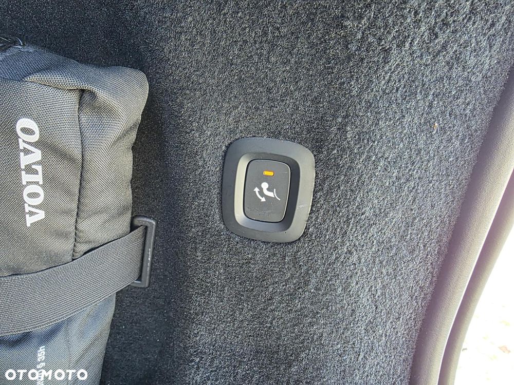 Volvo V90 D4 Geartronic R Design - 31