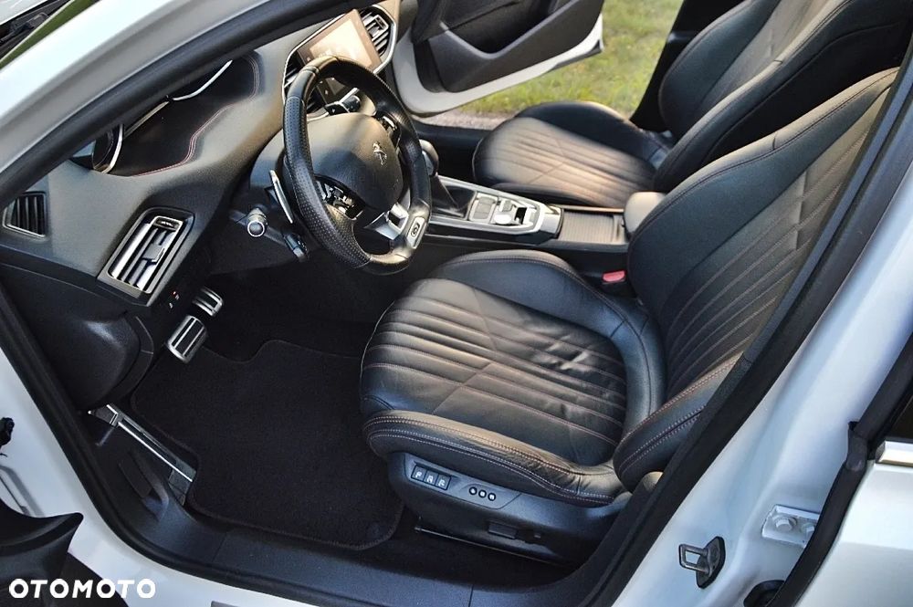 Peugeot 308 - 17