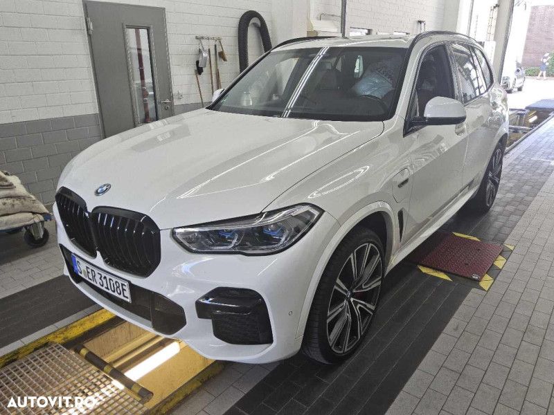 BMW X5 xDrive45e xLine