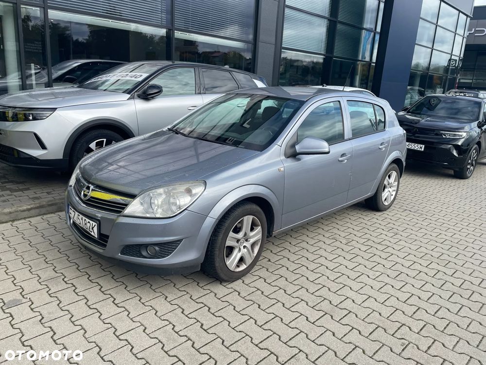Opel Astra - 1