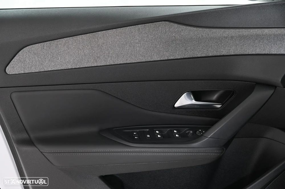Peugeot 308 SW 1.6 Hybrid Allure Pack e-EAT8 - 26
