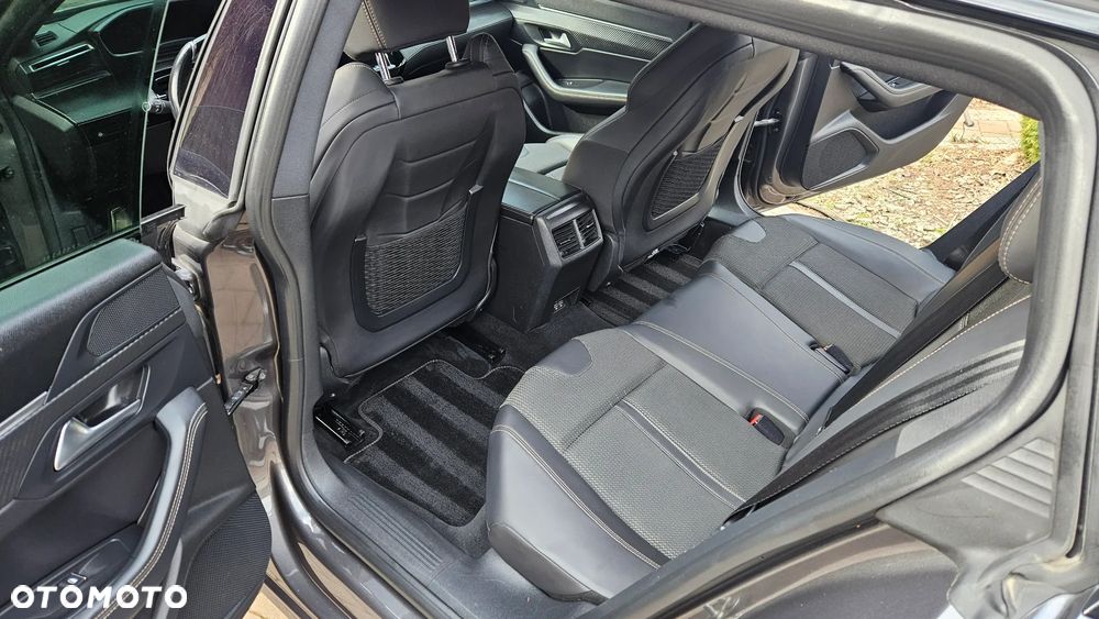 Peugeot 508 2.0 BlueHDi GT Line S&S EAT8 - 12