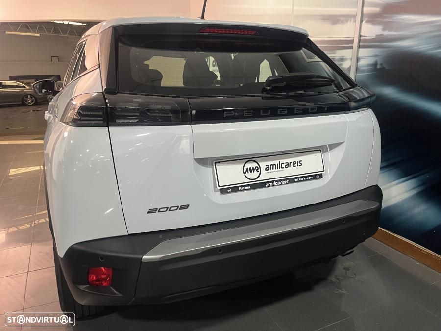 Peugeot 2008 1.2 PureTech Style - 6
