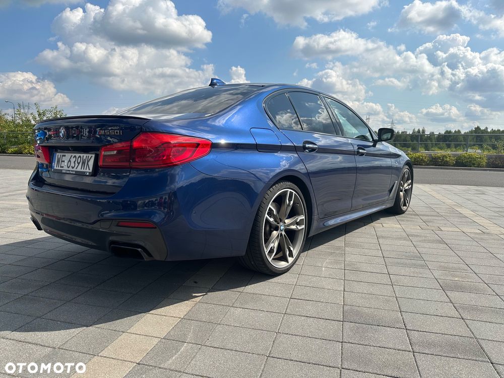 BMW Seria 5 M550i xDrive sport - 5