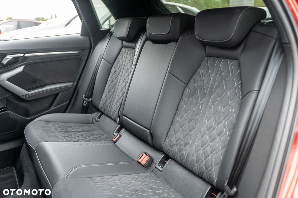 Audi A3 Sportback - 16