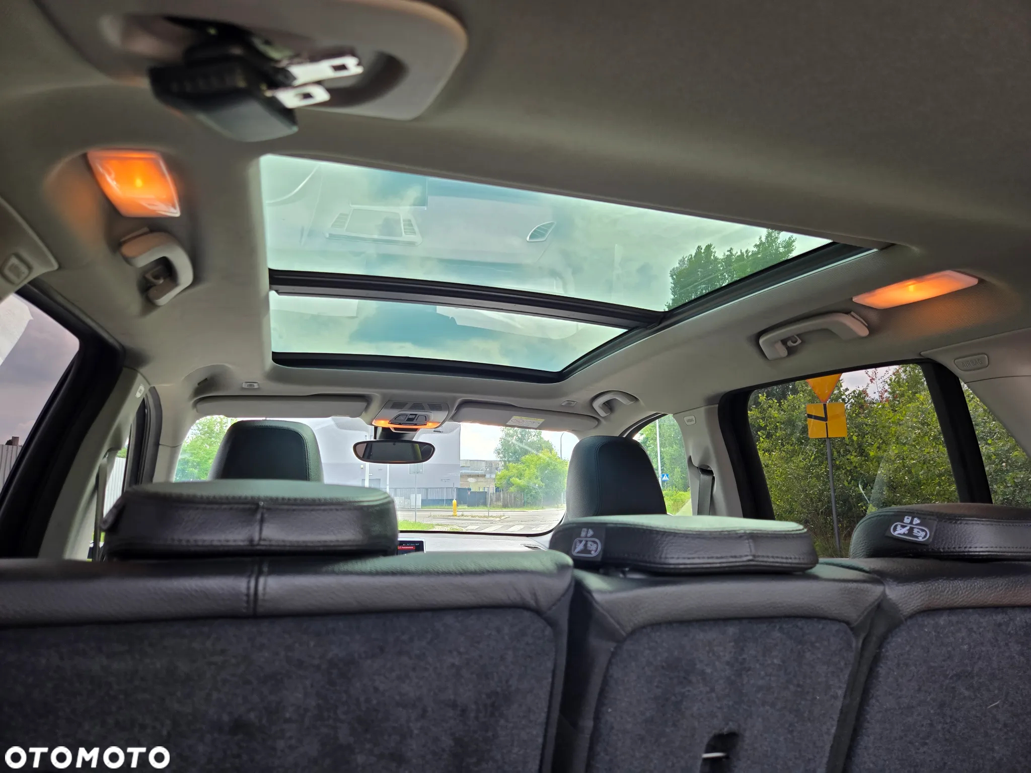 BMW X1 sDrive18i - 13