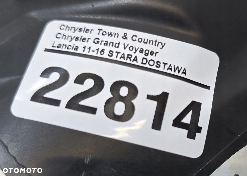 reflektor lampa przód lewy chrysler voyager town country usa 05113337ae - 7