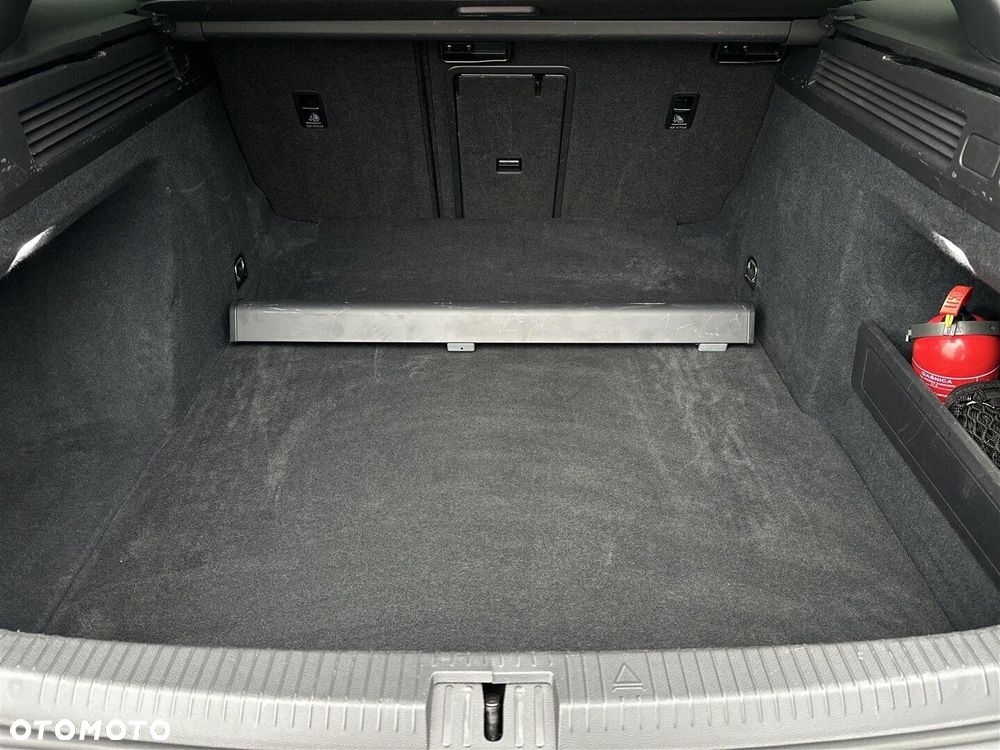 Volkswagen Arteon 2.0 TDI 4Motion R-Line DSG - 9