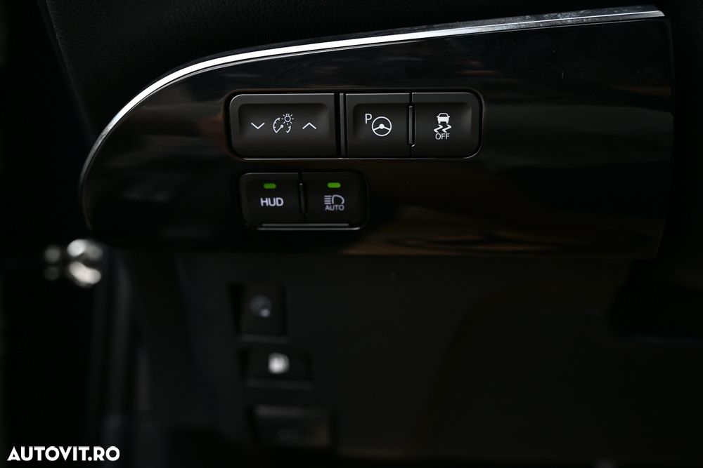 TOYOTA Prius 2020 — imagine 8
