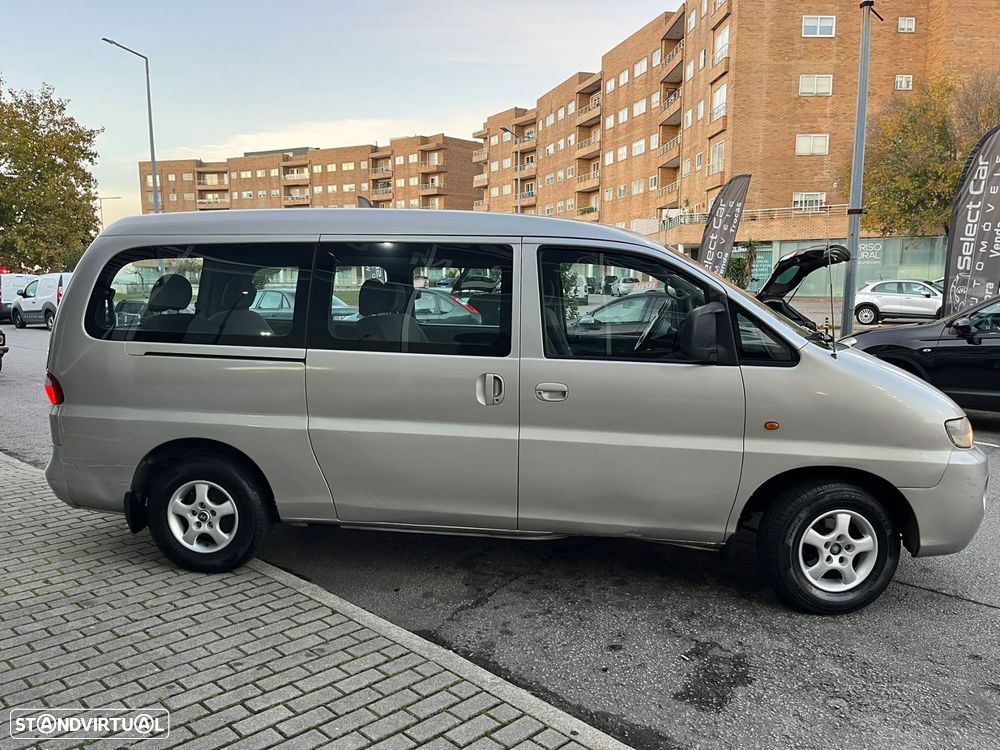 Hyundai H-1 - 4