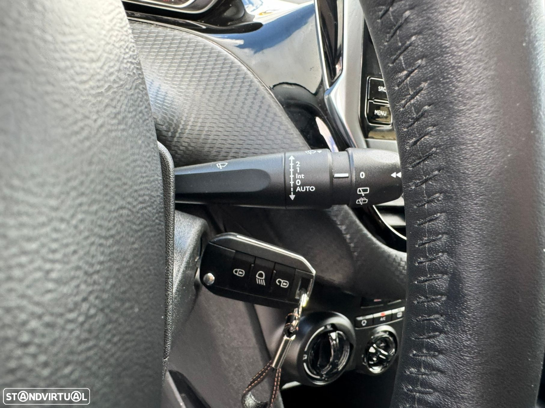 Peugeot 2008 1.5 BlueHDi Signature - 19