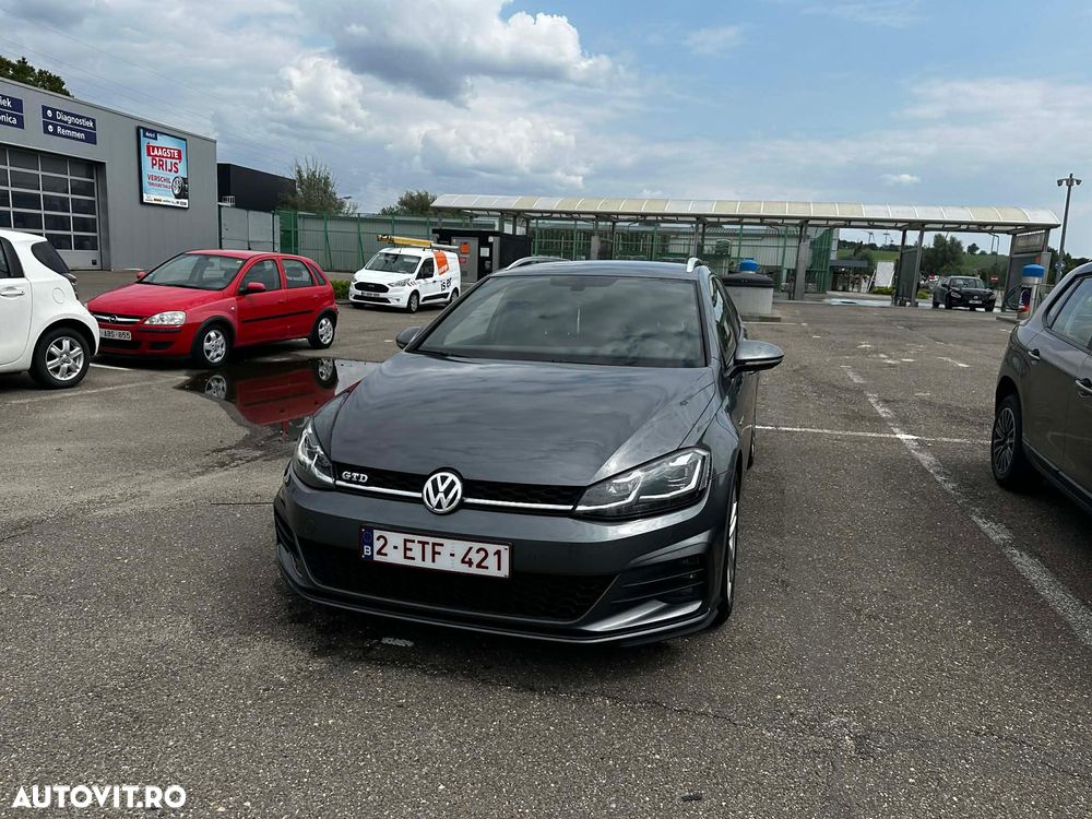 Volkswagen Golf - 3