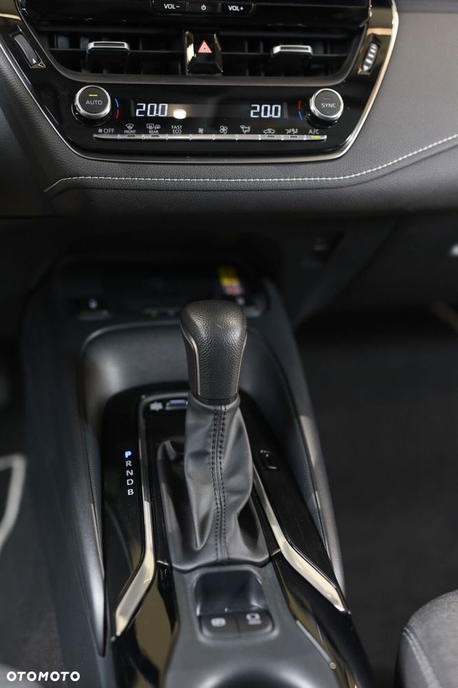 Toyota Corolla 1.8 Hybrid Comfort - 33