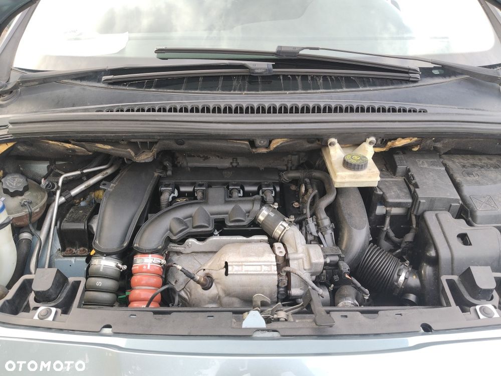 Peugeot 5008 - 2
