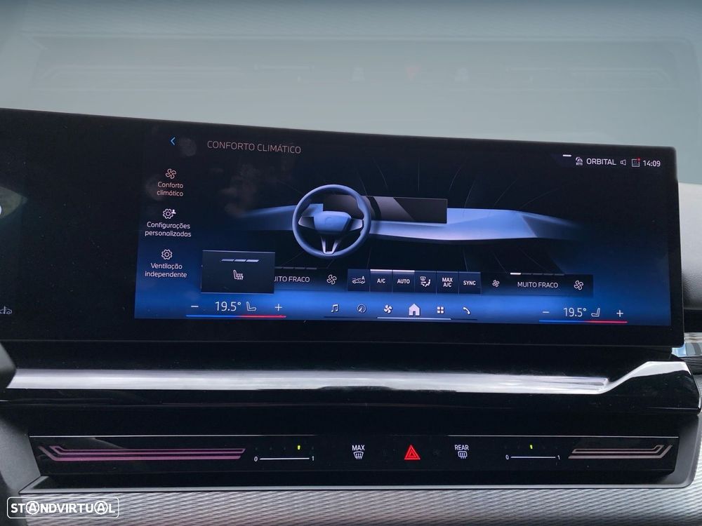 BMW 520 d Pack Desportivo M - 11