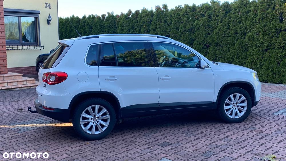 Volkswagen Tiguan - 9