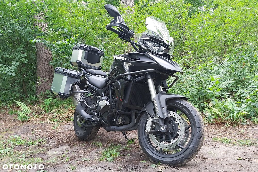 QJMOTOR SRT 800S - 1