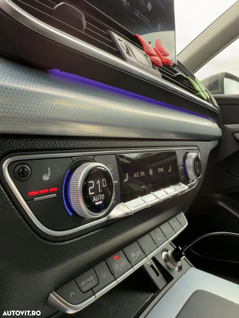 Audi Q5 40 TDI quattro S tronic MHEV S Line - 8