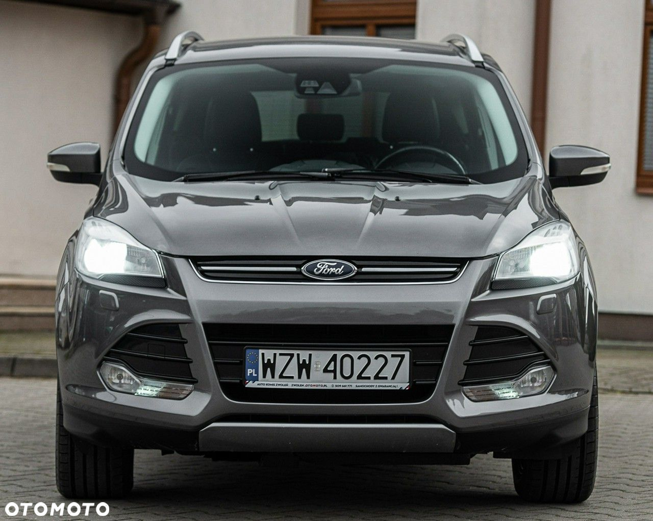 Ford Kuga - 10