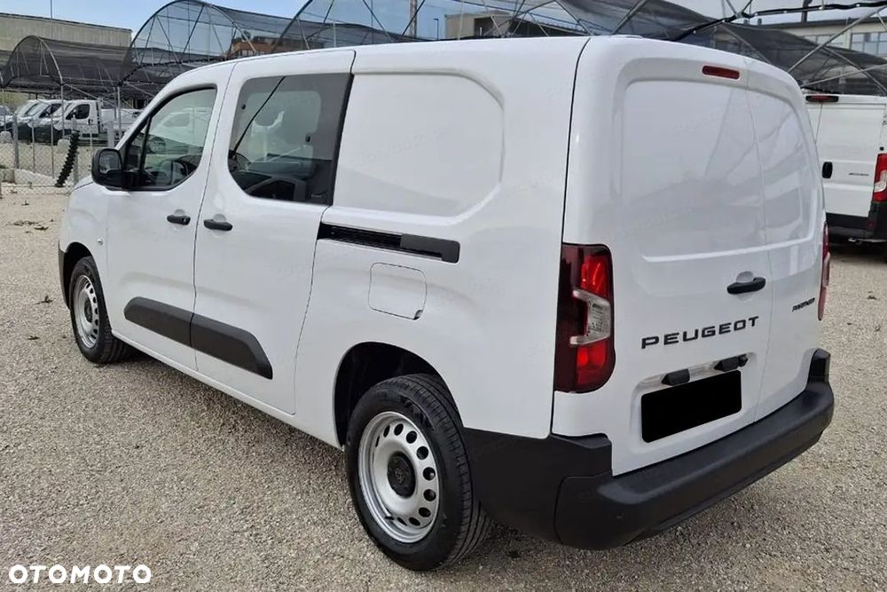 Peugeot Partner Van XL L2H1 Zabudowa Brygadowa EAT8 1.5 130KM - 7