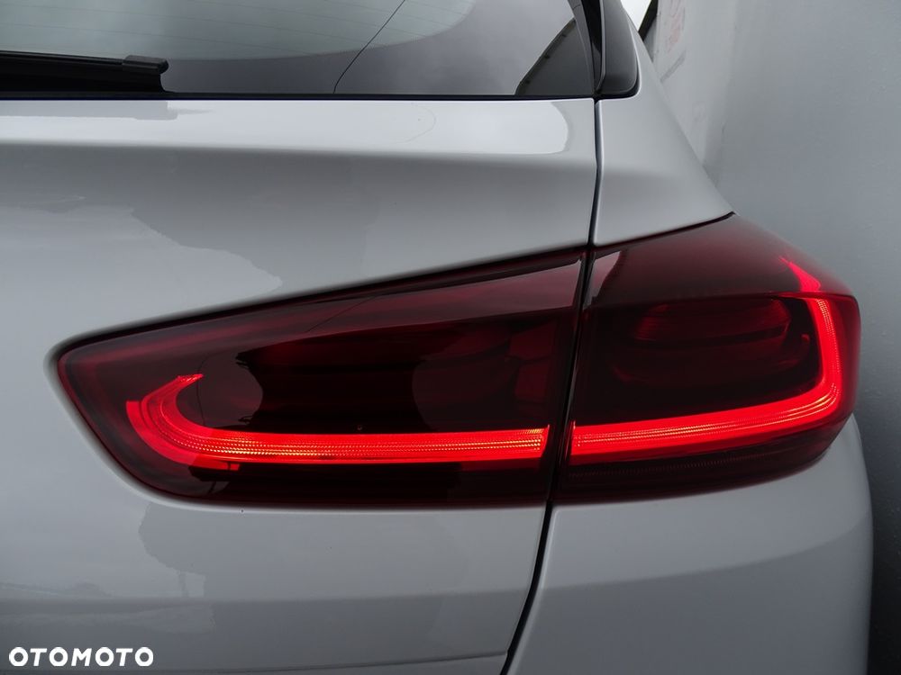 Kia XCeed - 18